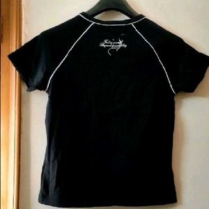 Black V-Neck drifit tshirt