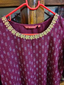 Burgundy Textured Straight Kurta With Palazzos