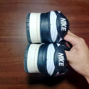 Nike Dunk Low "Panda"