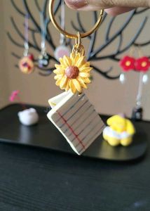 Handmade Letter &amp; Sunflower Keychain