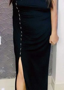 ❤️ Beautiful front slit dress❤️