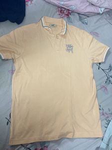 T-shirt (new- Never Wore)