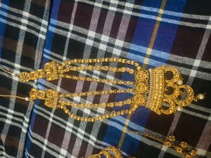 Exquisite Gold-Plated Necklace Set