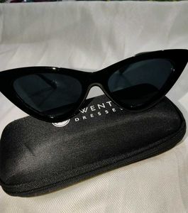 Chic Cat-Eye Sunglasses