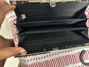 Chevron Zig Zag Pattern Clutch