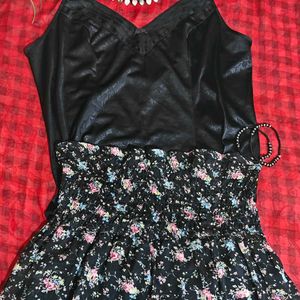 Chic Black Floral Self Print Cami top