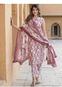 SALE!! 🛍️ Floral Print Kurta Set with Dupatta