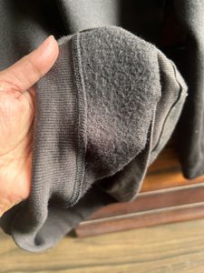 Black Sweatshirt