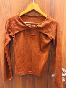Ribbed Twist Neck Long Sleeve Top