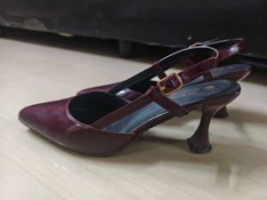 Chic Burgundy Slingback Heels