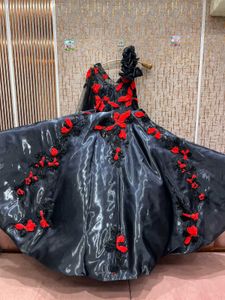 Stunning Black &amp; Red Party Gown 7