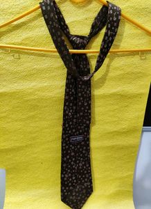 Patterned Brown Necktie, Branded ✨Grab Fast