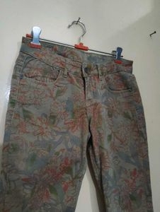 Floral Print Skinny Jeans
