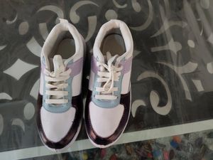 Shozie Casual Sneaker