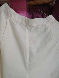 New White Floral Kurta Set With Pant