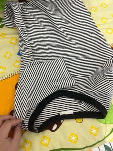 Classic black and white Striped  Top