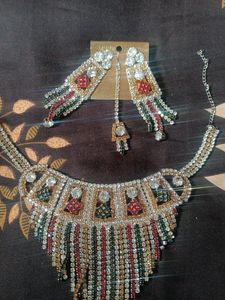 Milti CLR Neckless