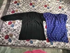 Bundle of Two Womens Top 💙🖤