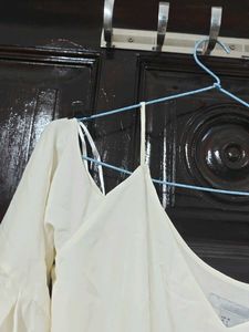 H&amp;M Off-Shoulder Bell Sleeve Top