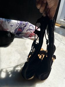 Women flat