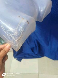 Dami Sut Hanger