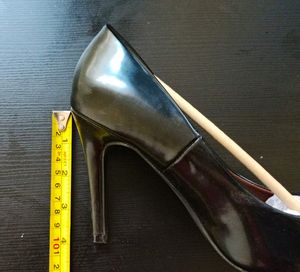 PRICE DROP Black Classic Shoes Heels