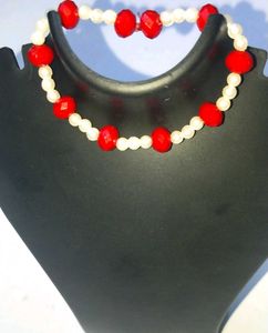 Braslate eyerring Red,Cream adjustable unique ston