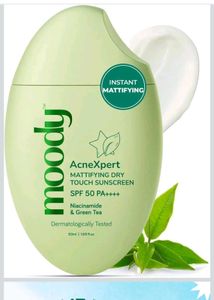 Moody AcneXpert Mattifying Sunscreen SPF 50
