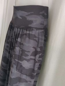 Athleta Camo Jogger Pants