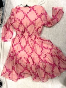 Chic Pink Floral Mini Dress