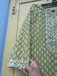 Beautiful Green Printed Kurta,pant set