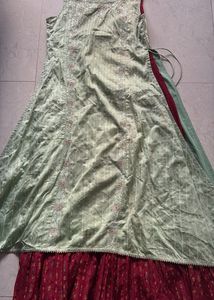 Sleeveless ethnic gown