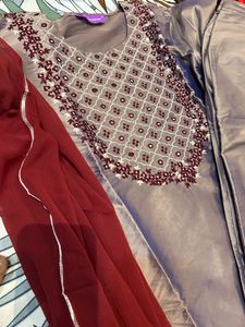 New Unused Suit Beautiful Shiny