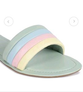 PRICEDROP!!!!!!MULTICOLOUR FLATS