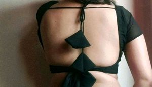 Backless Knotted Blouse Padded