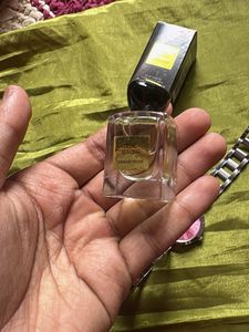 Elegant Women's Watch with Fragrance Set