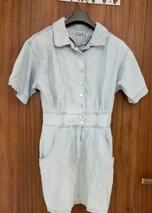 Trendy Light Wash Denim Button-Down Dress with Poc