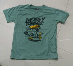 graphic tshirt
