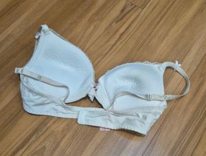 Hunkemoller Lace Detail Padded Bra