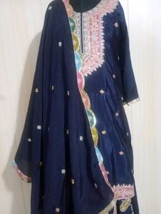 Embroidered Navy Blue Kurta Set