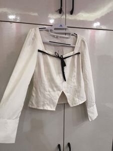 Chic White Square Neck Top