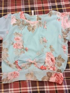 Light Blue Floral Print Crop Top