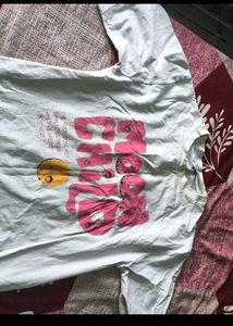 5 Bundle of Graphic T-Shirts