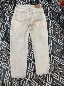 Light Wash Mom Jeans