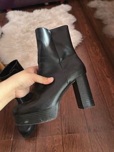 Chic Black Platform Block Heel Boots