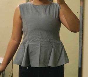 Gray peplum short and pants
