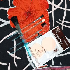 Brush &amp; Powder Puff