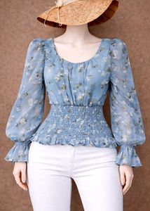 Y2K Vintage Romantic Florals  Blue Top 🩵💙