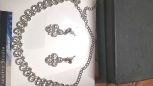 Elegant Rhinestone Necklace and Earring Set