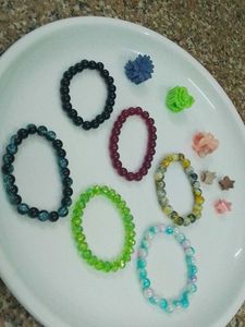 Assorted Beaded Bracelets & Hair Clips